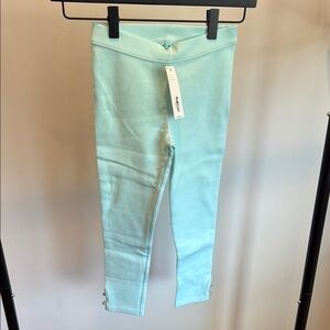 Janie and Jack girls size 5 mint green leggings with gold buttons on ankles